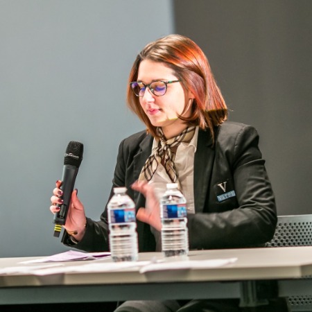 Une étudiante Vatel remporte la 1re place des présélections gardoises des Négociales