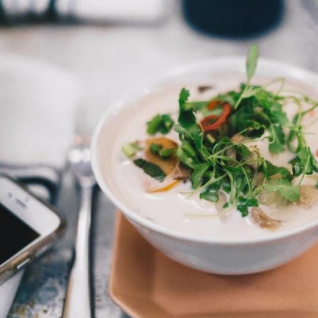 Slow Snacking ou Fast Casual : Manger vite et bien, c'est possible !