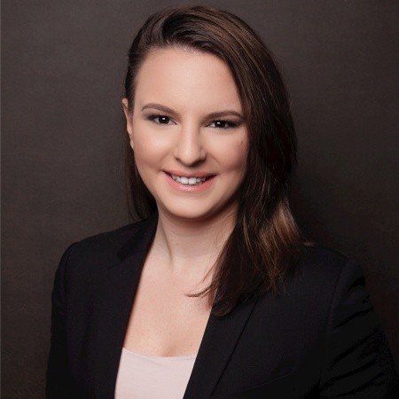 From the Swiss Alps to the Dunes of Dubai, an interview conducted with Ioana Anghel!