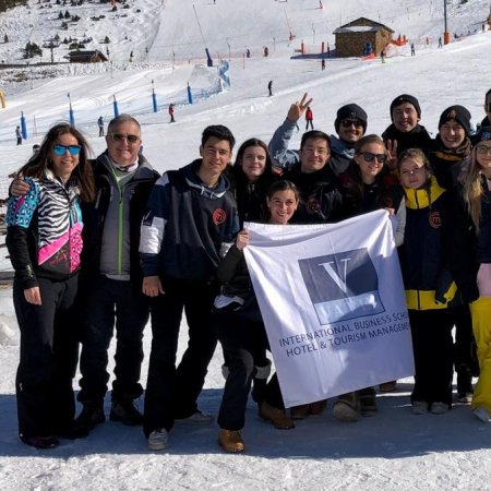 Els alumnes de VATEL Andorra participen en el programa televisiu MasterChef - Vatel