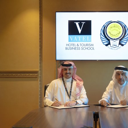 Alumni Club and Vatel Bahrain Sign MoU